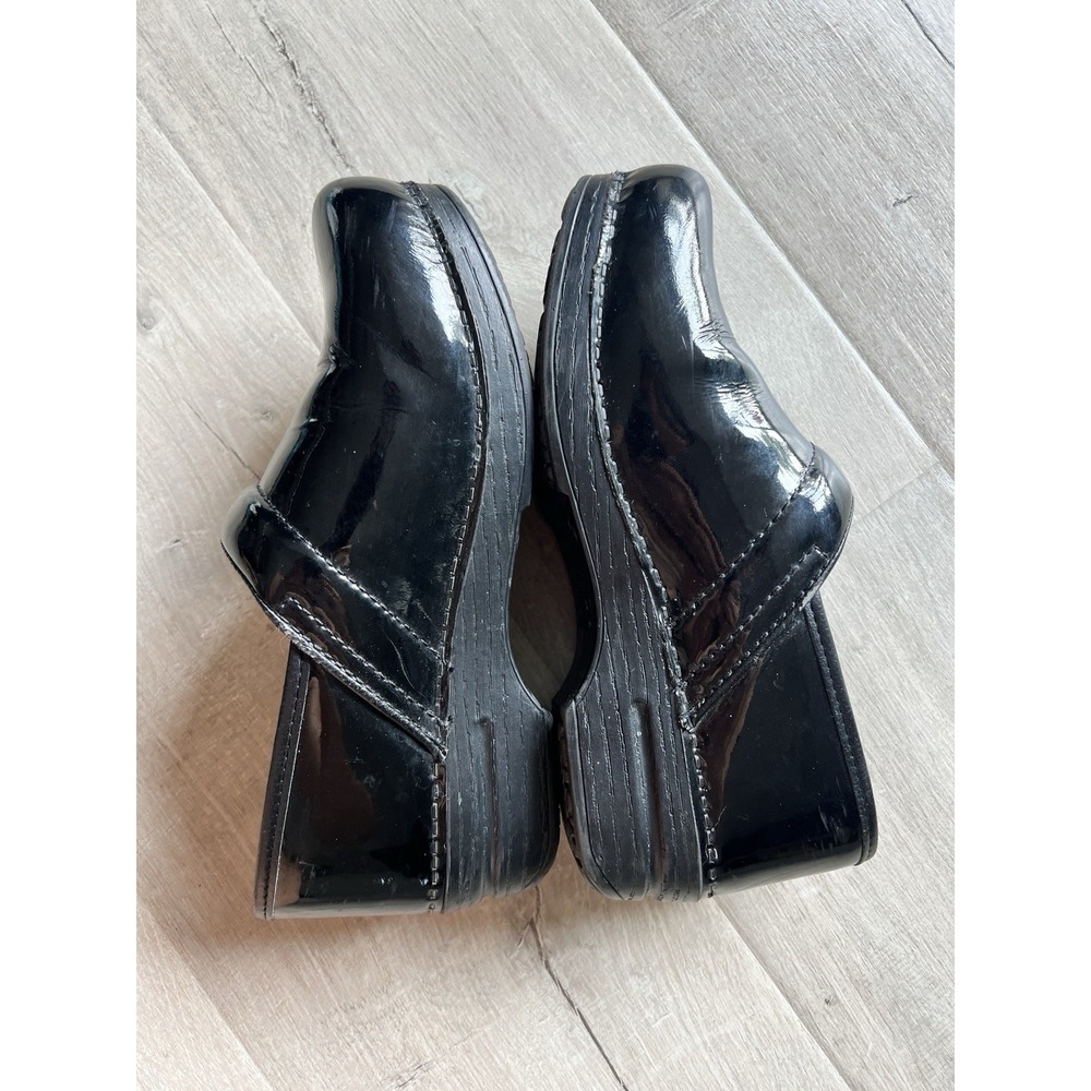 Dansko Professional Black Patent Leather Clogs Size 39 / US 8.5-9 Womens - Picture 6 of 6